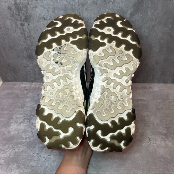 Nike React Vision Running Shoes CI7523-002 Womens sz 7 - black/purple - Picture 5 of 6